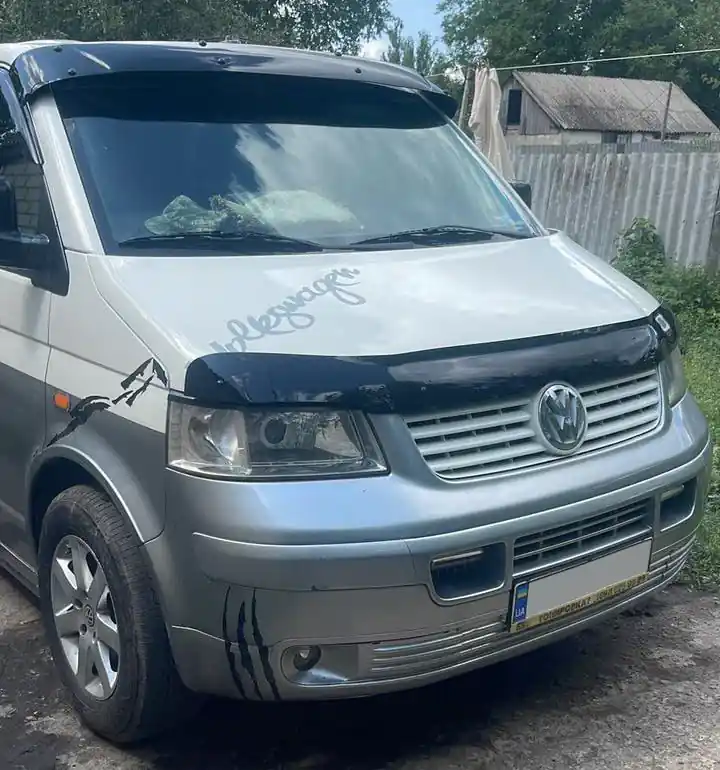 Volkswagen T6 2015-2024 Viziera parbriz (negru lucios, 5mm) | Preț outlet